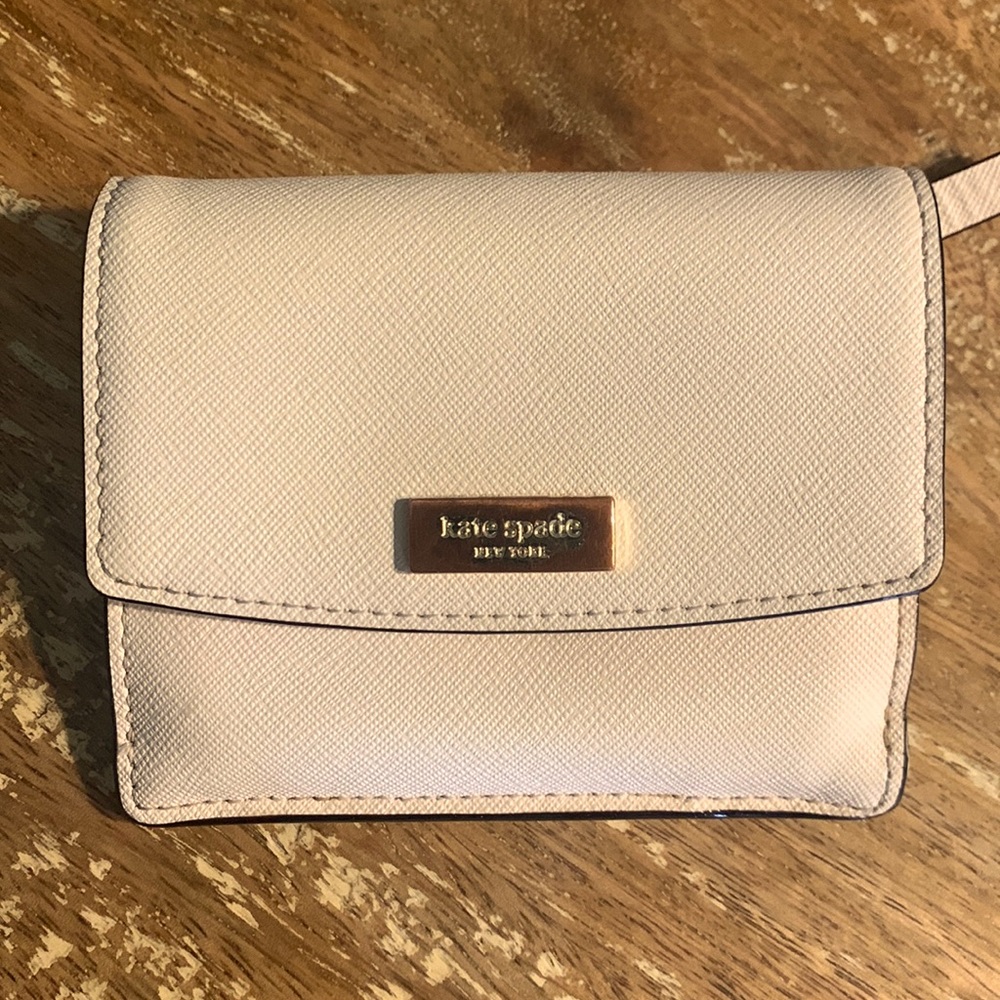 KATE‎ SPADE- authentic leather wallet